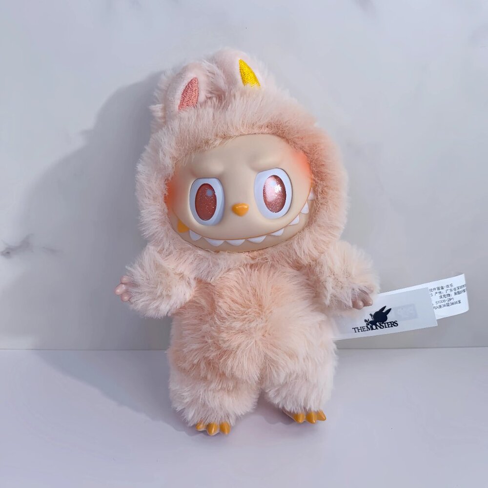 Big into Energy Labubu V3 happiness - Picture 4 of 7